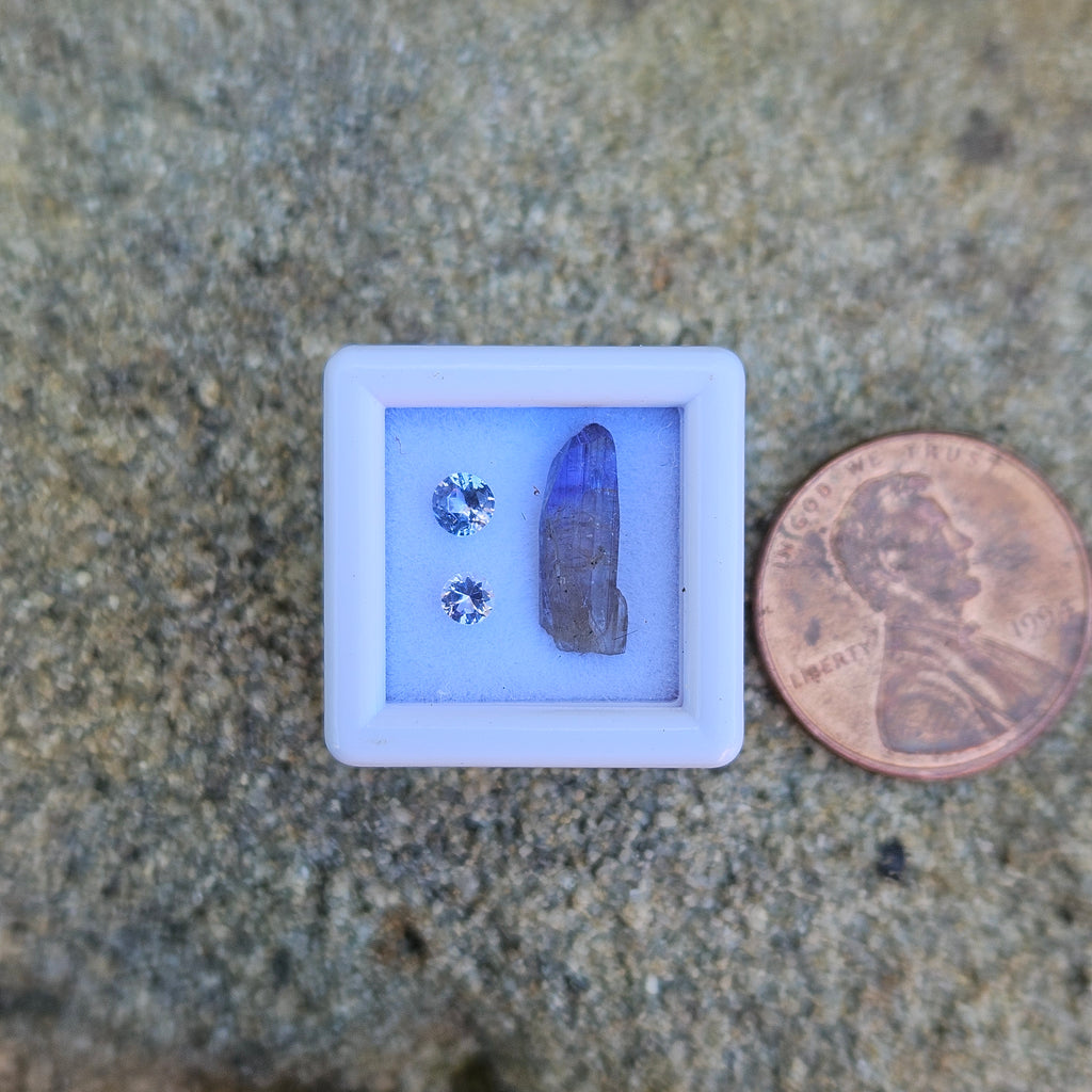 Tanzanite Natural unheated Crystal and Facet set.