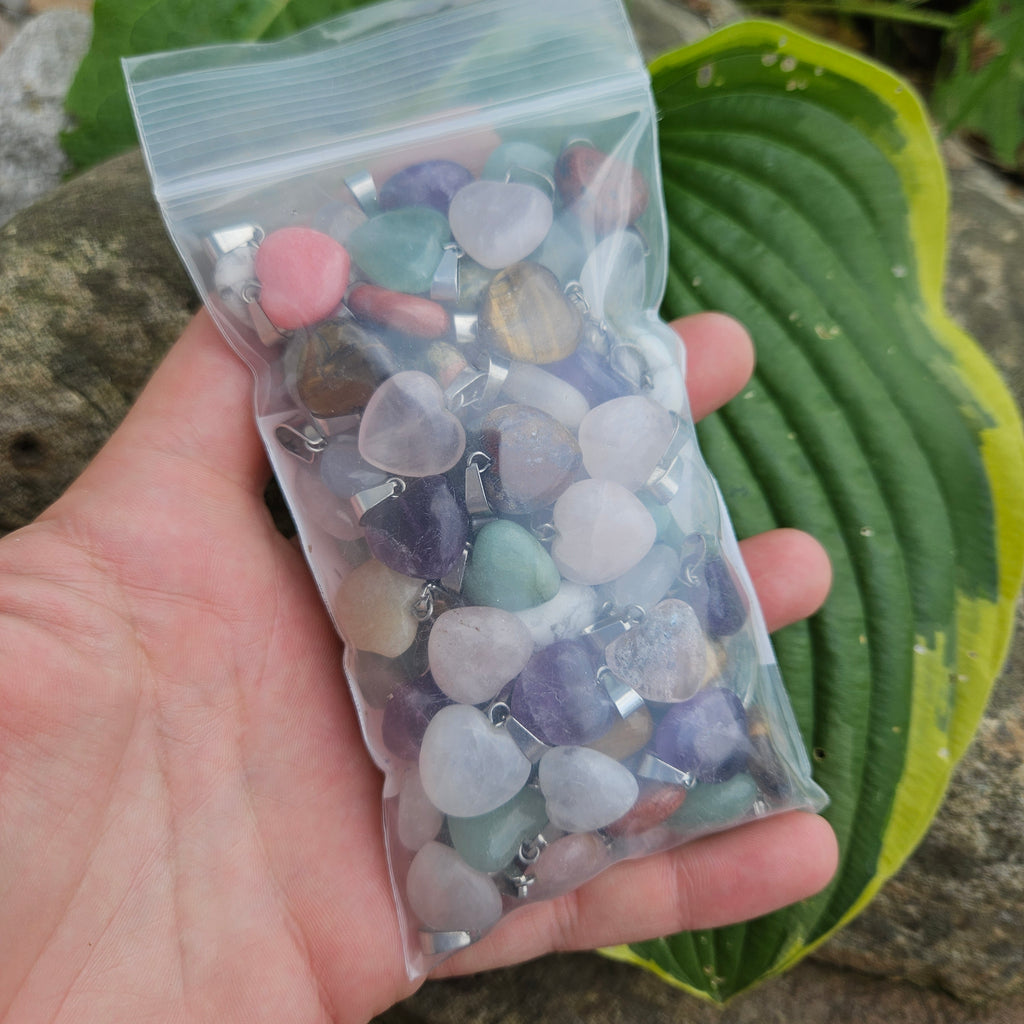 Mixed gemstone hearts 10pc